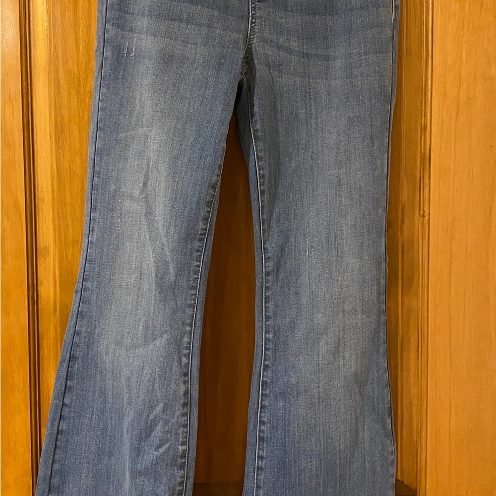 Judy Blue Flare Jeans in Classic Blue